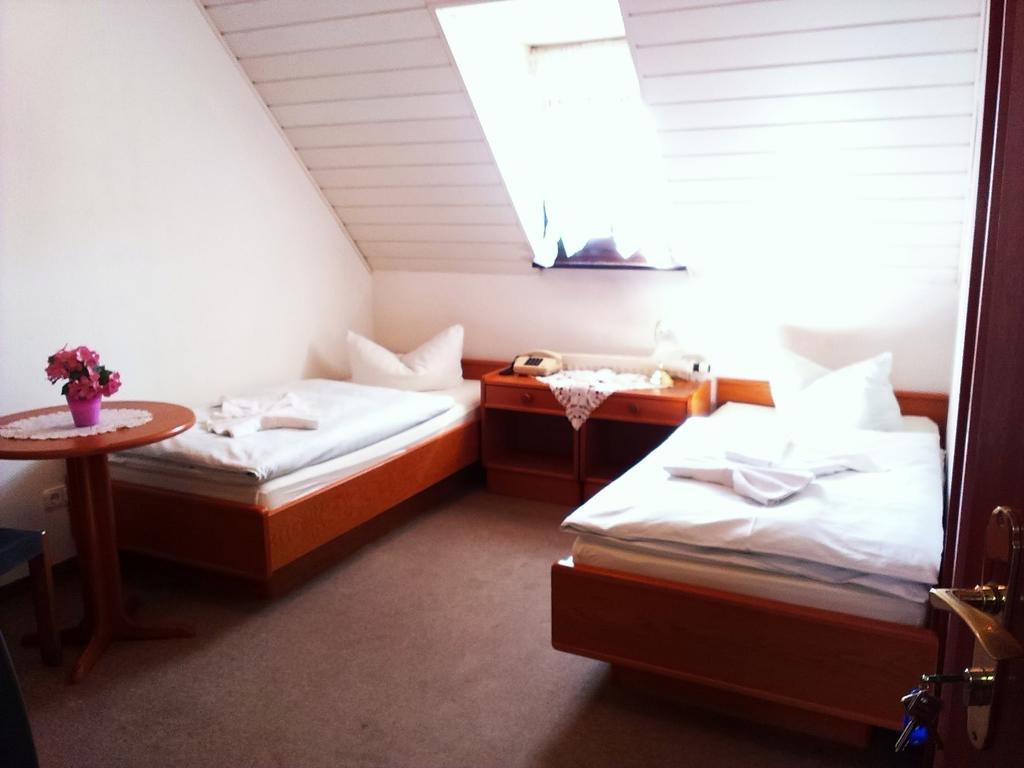 Müllers Hotel&Restaurant Erfurt Zimmer foto